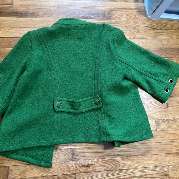 Plus size wool blazer - Picture 4 of 4